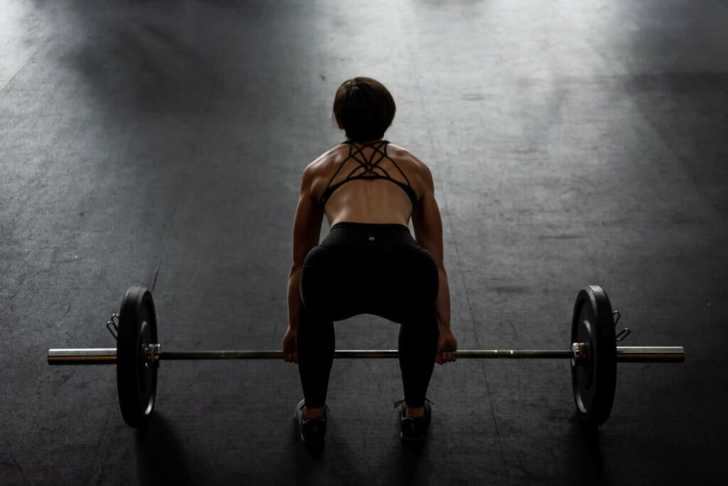 Análisis del programa de entrenamiento PHAT + Rutina PHAT versión mejorada 23 Levantamiento de pesas mujer