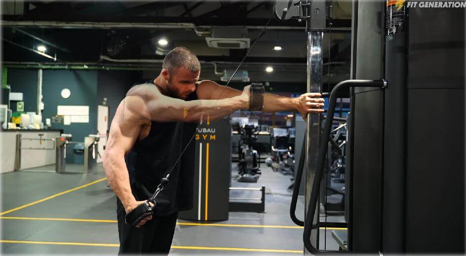 Cómo entrenar y mejores ejercicios para espalda ancha (cuerpo en V) 15 Pullover unilateral