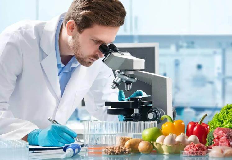 Técnico de calidad alimentaria