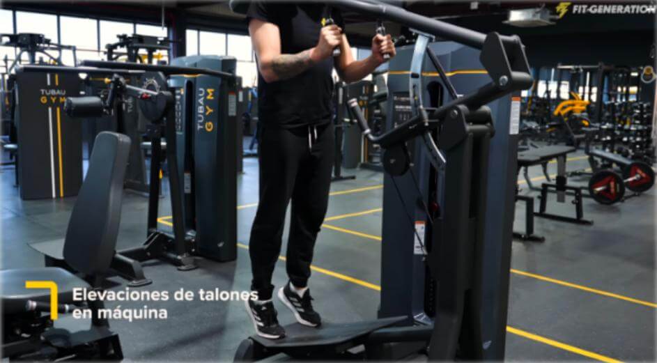 Elevaciones de talones en máquina