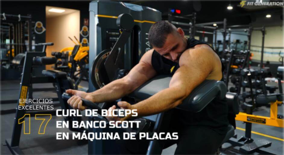Curl de bíceps en banco Scott