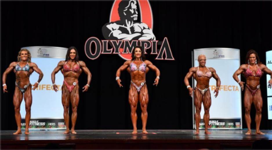 Pose frontal competidoras