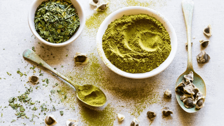Beneficios de tomar moringa