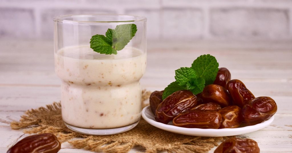 bebida de avena y datiles