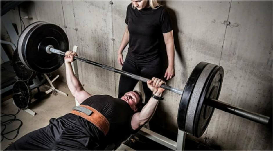 ¿Cómo evitar el sobreentrenamiento? 11 Powerlifter de élite