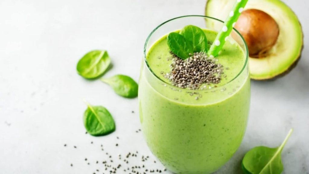 Batido de aguacate y dátiles