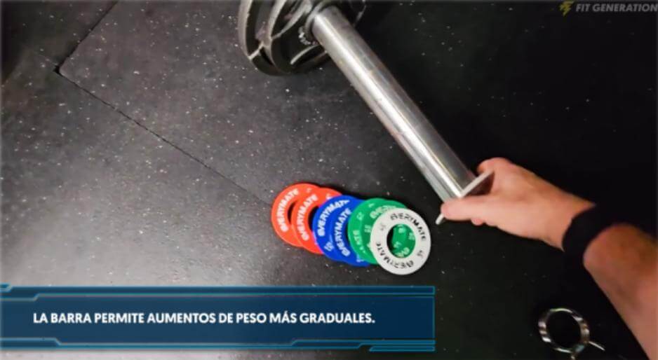Press banca con barra vs. mancuernas, ¿cuál es mejor? 17 Graduar el aumento de peso barra