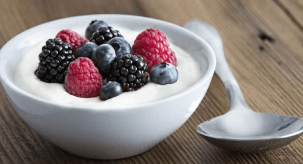 Yogur de soja con avena y frutos