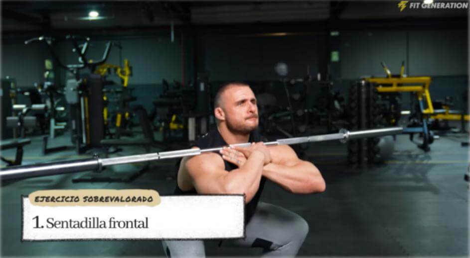 Ejercicio sentadilla frontal