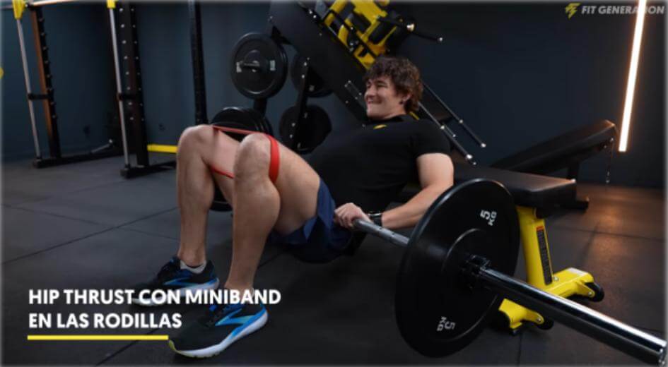 Hip thrust con barra y miniband